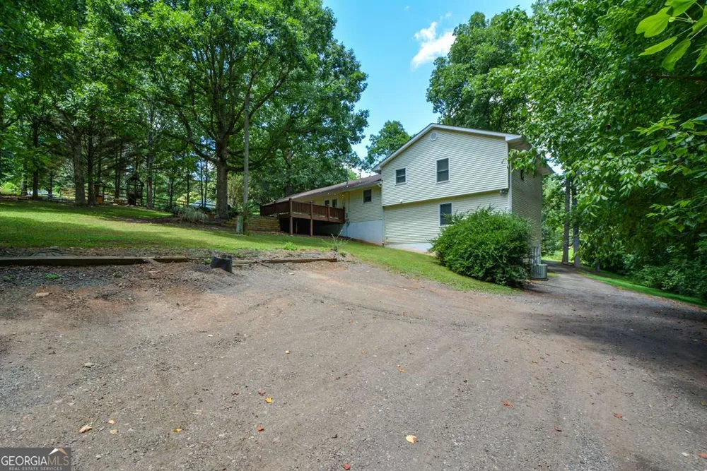 41 Clark Station RD Jasper, GA 30143
