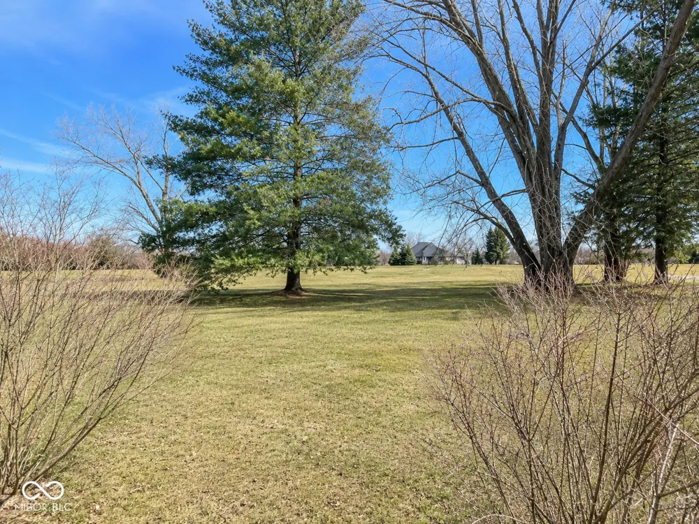 9479 S Lake Ridge Drive Bloomington, IN 47401