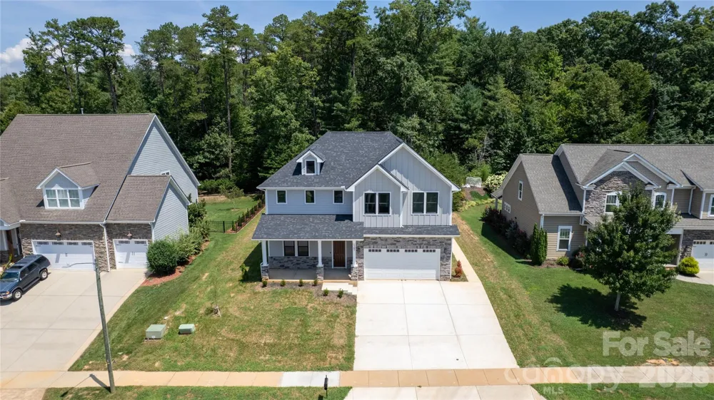 1207 39th Avenue NE Hickory, NC 28601