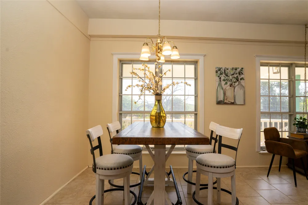 624 Alexander Road Stephenville, TX 76401