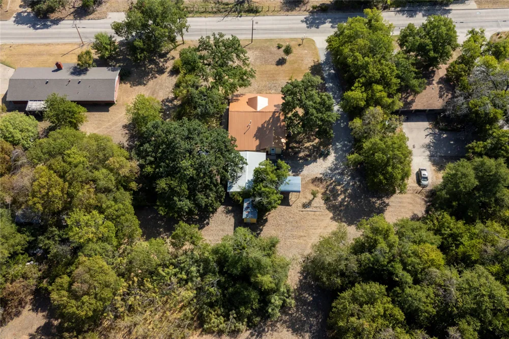 624 Alexander Road Stephenville, TX 76401