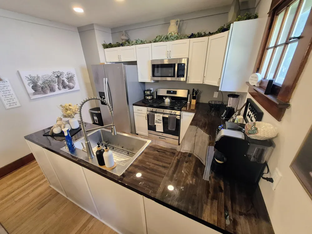 1211 Wayside Road Kalamazoo, MI 49048