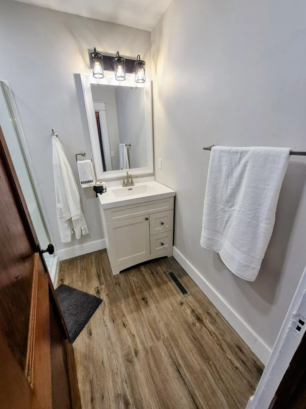 1211 Wayside Road Kalamazoo, MI 49048