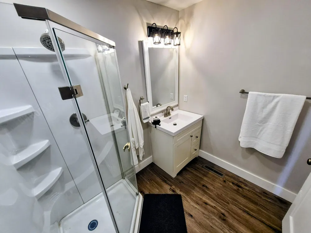 1211 Wayside Road Kalamazoo, MI 49048