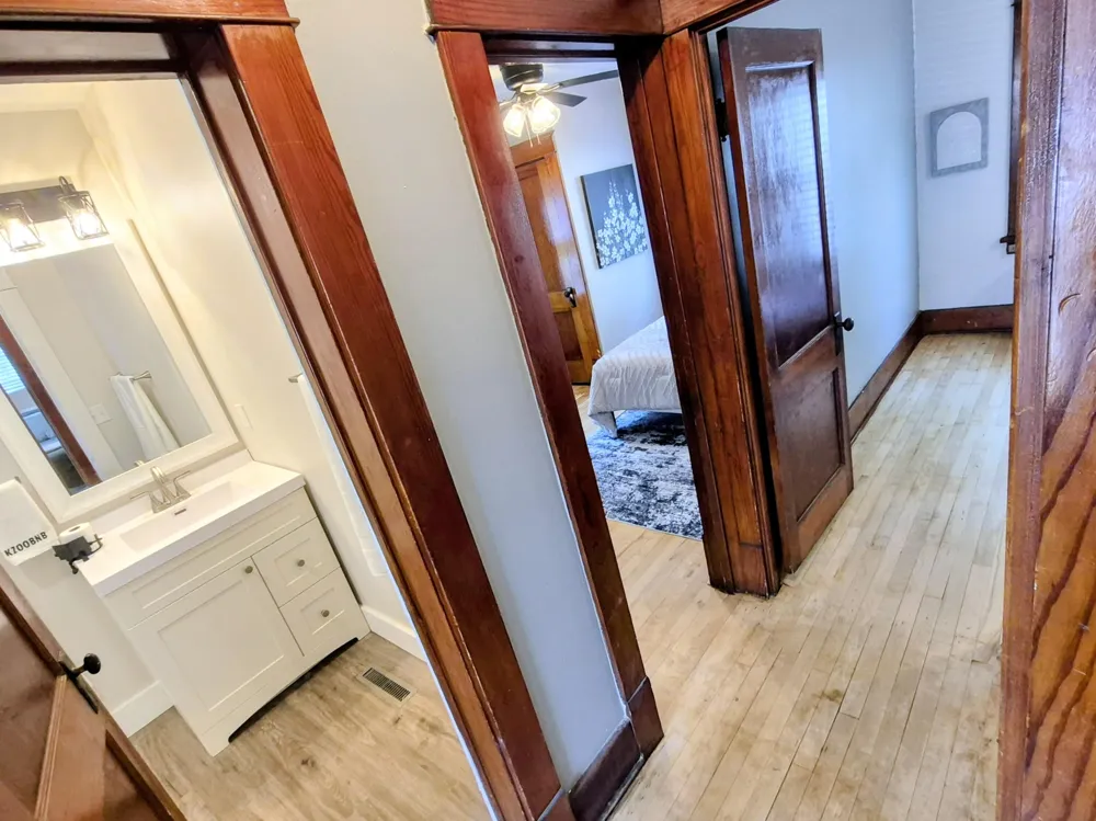 1211 Wayside Road Kalamazoo, MI 49048