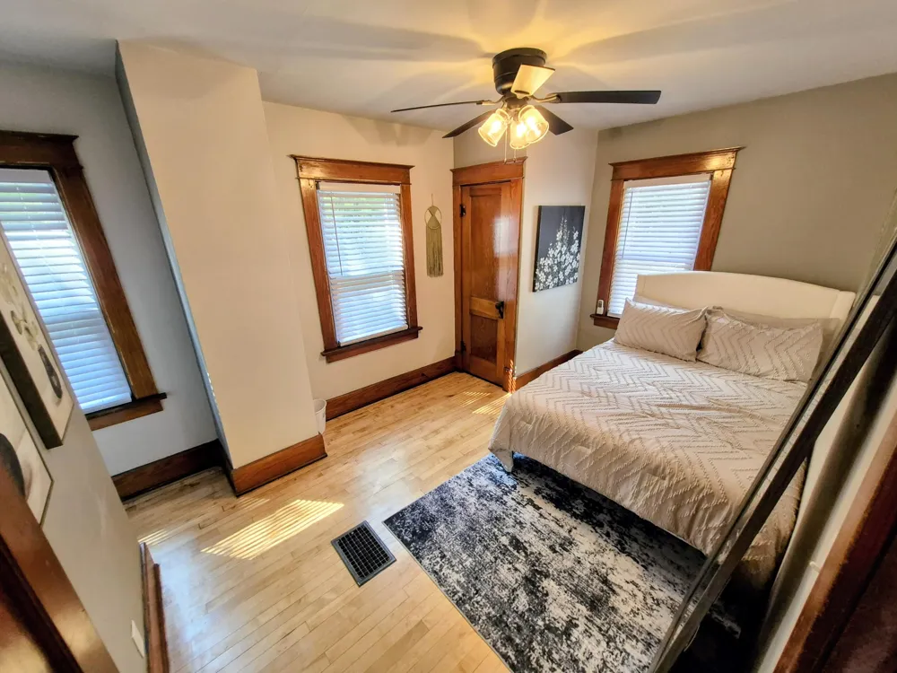 1211 Wayside Road Kalamazoo, MI 49048