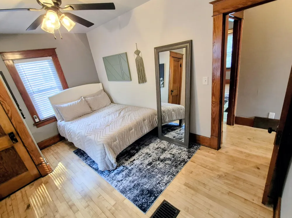 1211 Wayside Road Kalamazoo, MI 49048