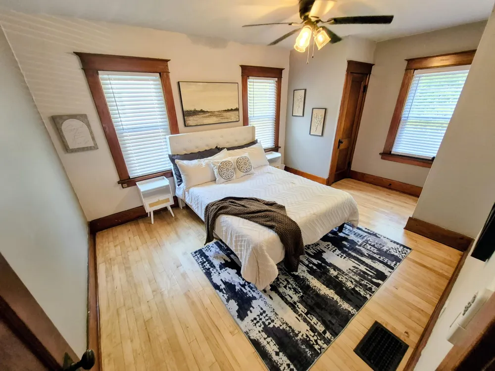 1211 Wayside Road Kalamazoo, MI 49048