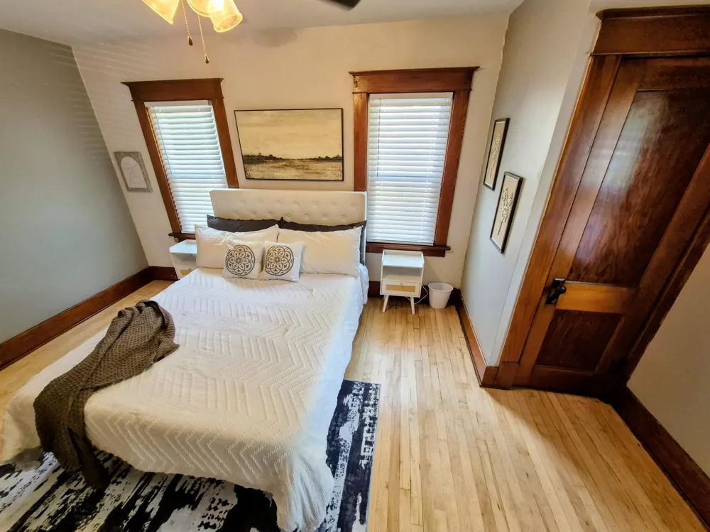 1211 Wayside Road Kalamazoo, MI 49048