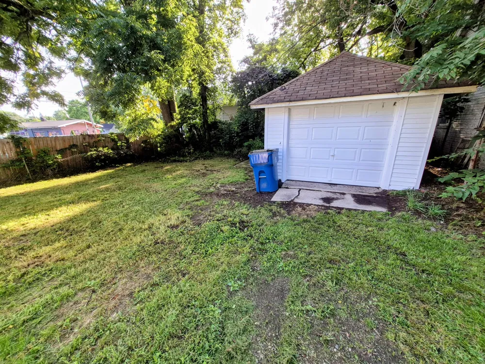 1211 Wayside Road Kalamazoo, MI 49048