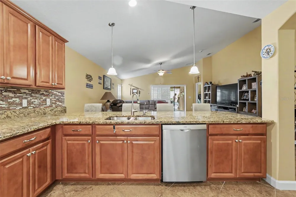 14219 STOCKWELL LANE Ruskin, FL 33573