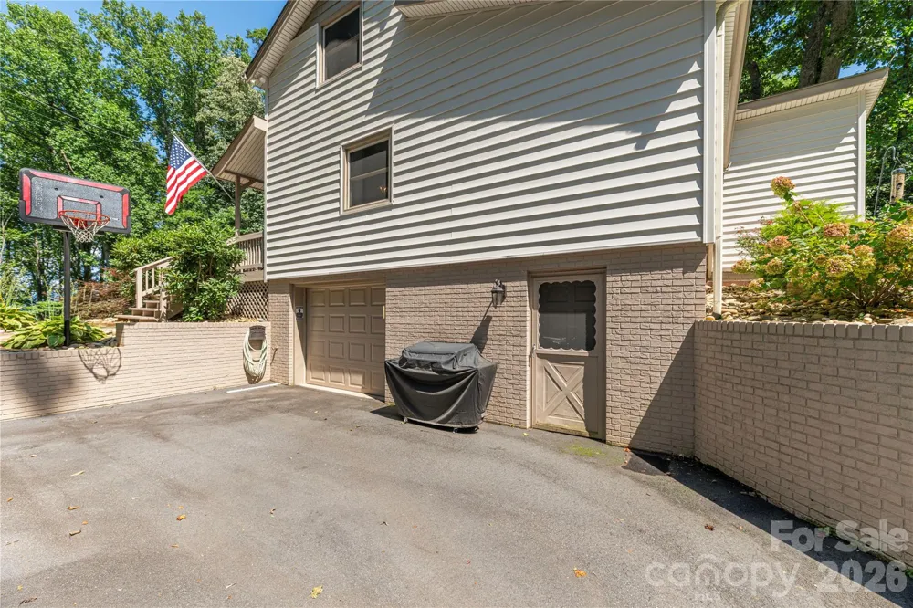 115 Hazelview Drive Waynesville, NC 28786
