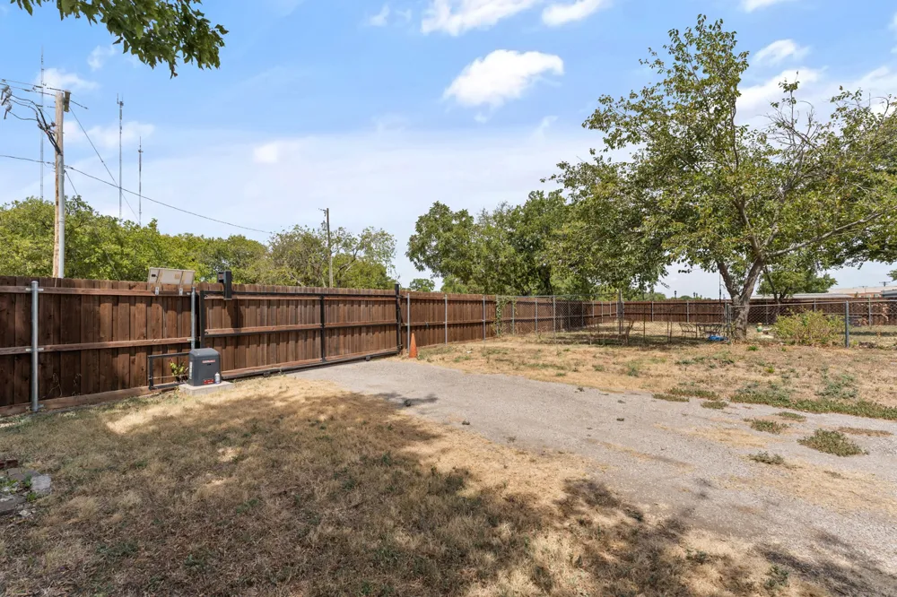 314 Houston Street Cedar Hill, TX 75104