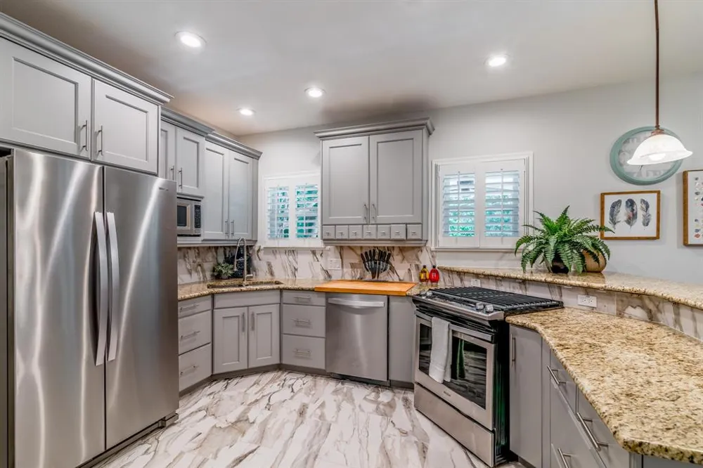 1003 E 39th Street Austin, TX 78751