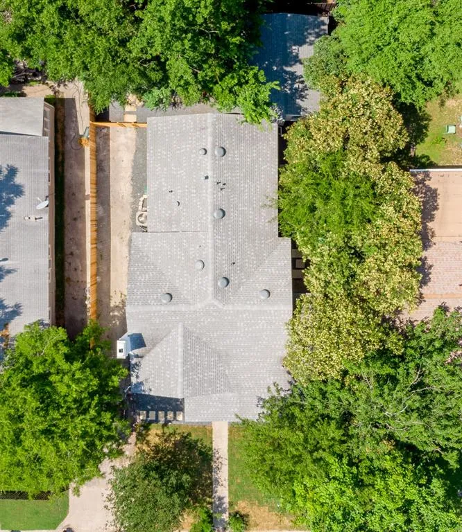 1003 E 39th Street Austin, TX 78751