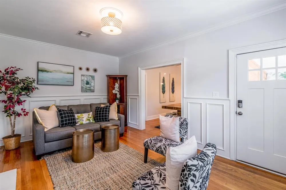 1003 E 39th Street Austin, TX 78751