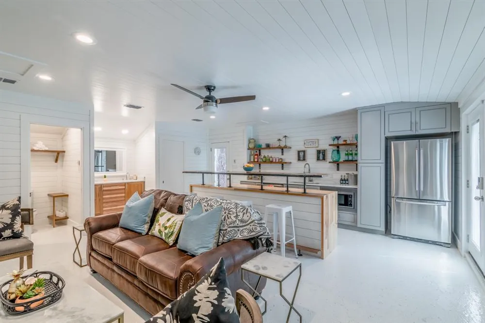 1003 E 39th Street Austin, TX 78751