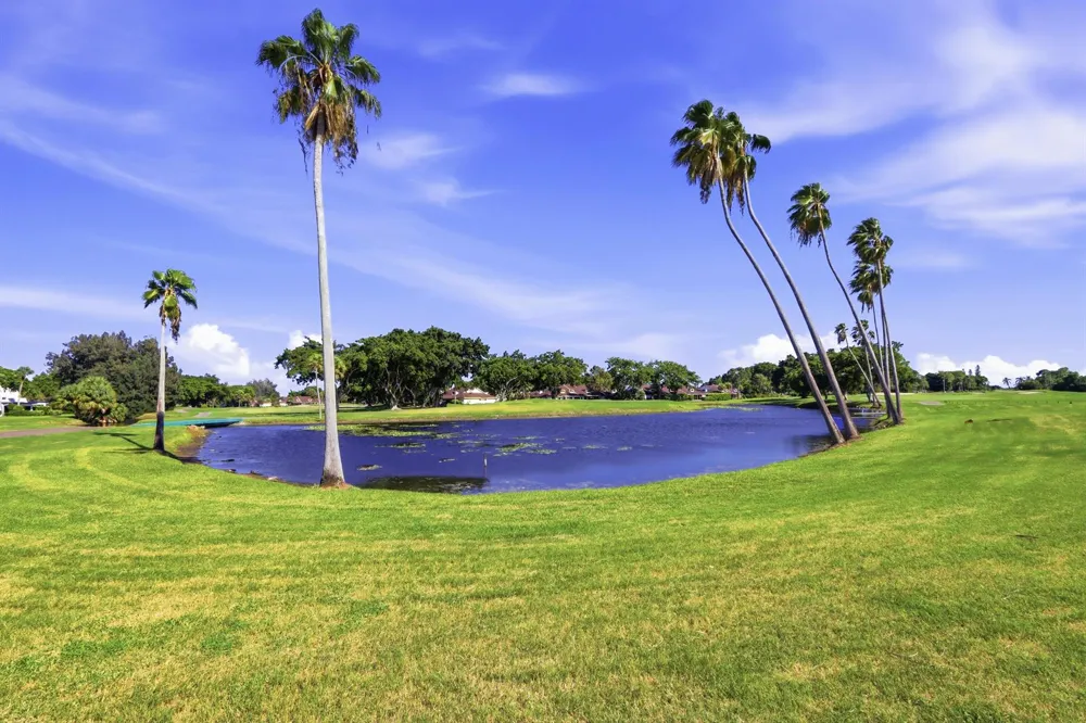 4489 Luxemburg Court #202 Lake Worth, FL 33467
