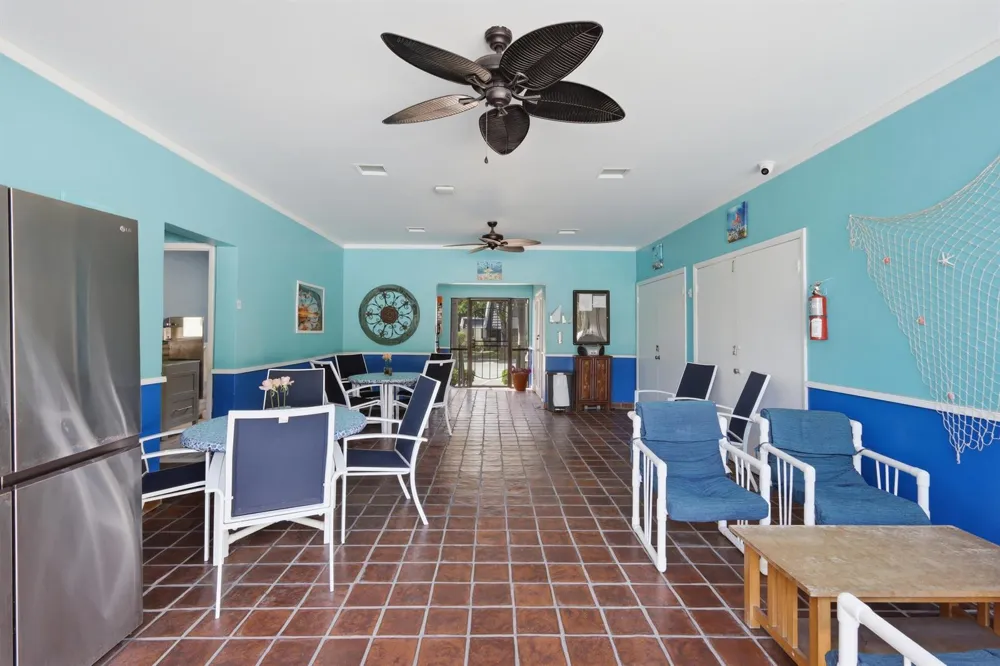 4489 Luxemburg Court #202 Lake Worth, FL 33467