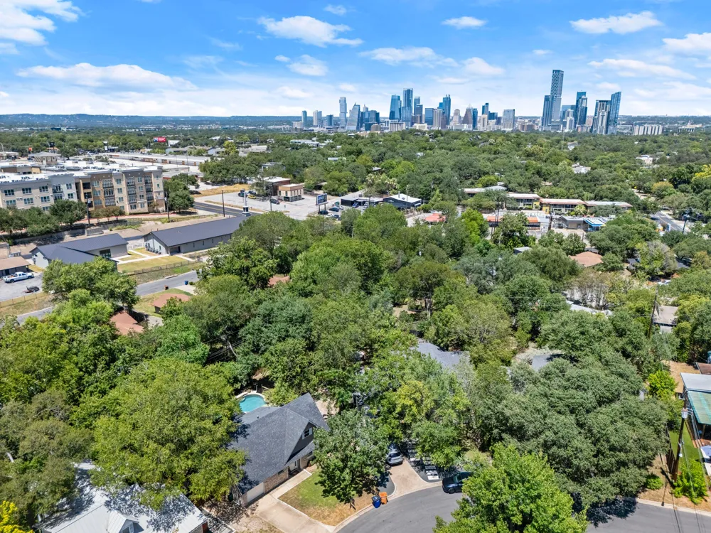 2506 Friar Tuck Lane Austin, TX 78704