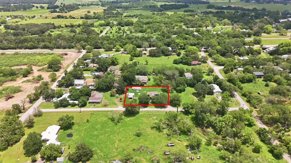 148 Brenham Street McDade, TX 78650