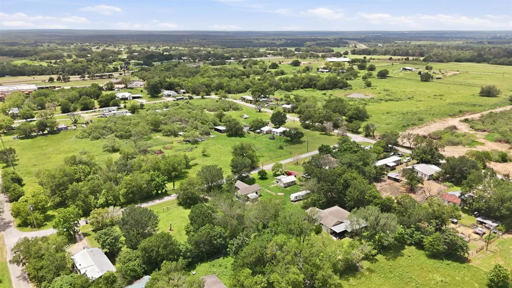 148 Brenham Street McDade, TX 78650