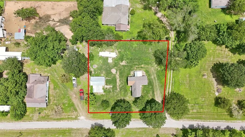 148 Brenham Street McDade, TX 78650