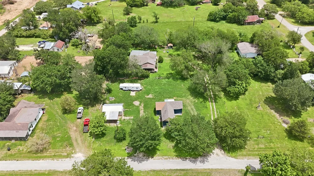 148 Brenham Street McDade, TX 78650