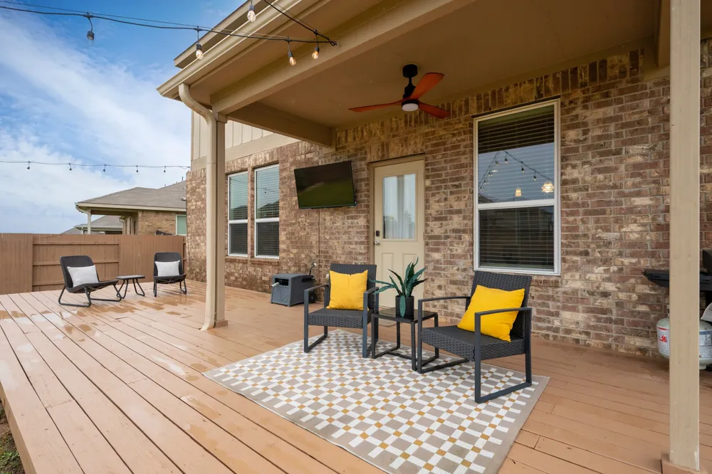129 Purple Heart Drive Buda, TX 78610