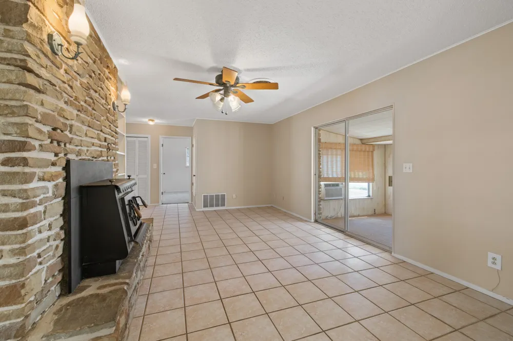 606 Cedar Drive Buchanan Dam, TX 78609