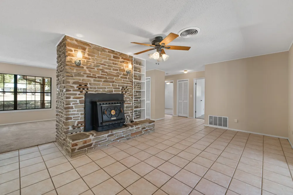 606 Cedar Drive Buchanan Dam, TX 78609