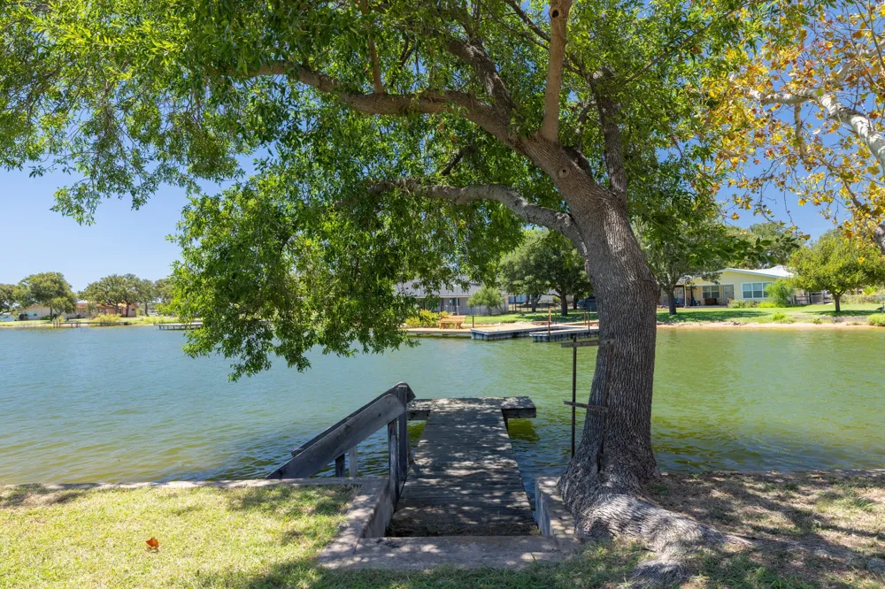 606 Cedar Drive Buchanan Dam, TX 78609