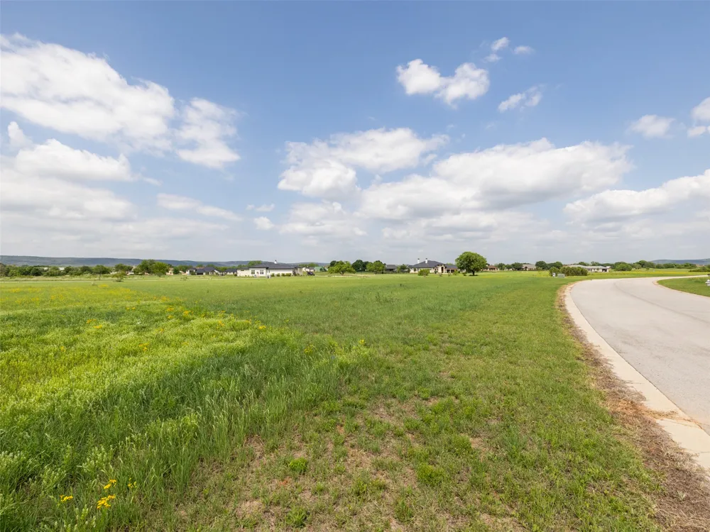 9048 Sandia Loop Kingsland, TX 78639