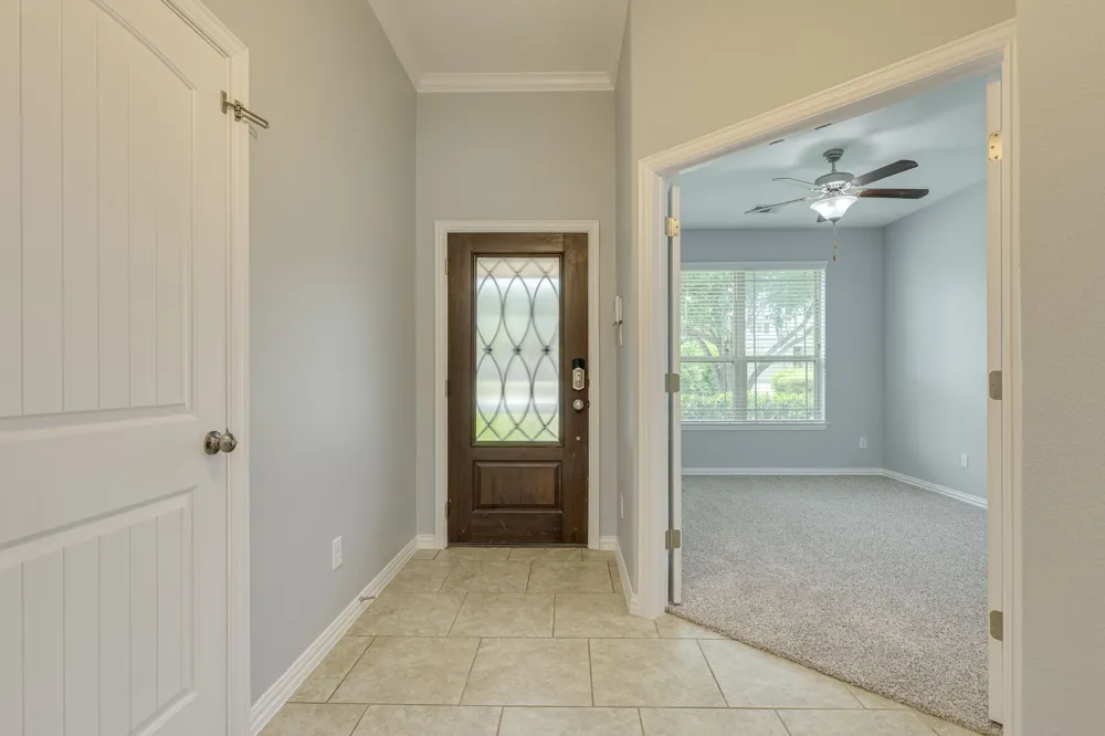 2701 Auburn Chestnut Lane Pflugerville, TX 78660