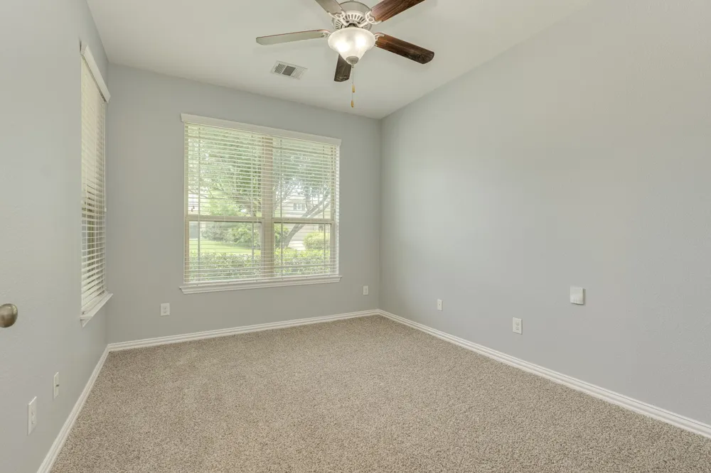 2701 Auburn Chestnut Lane Pflugerville, TX 78660