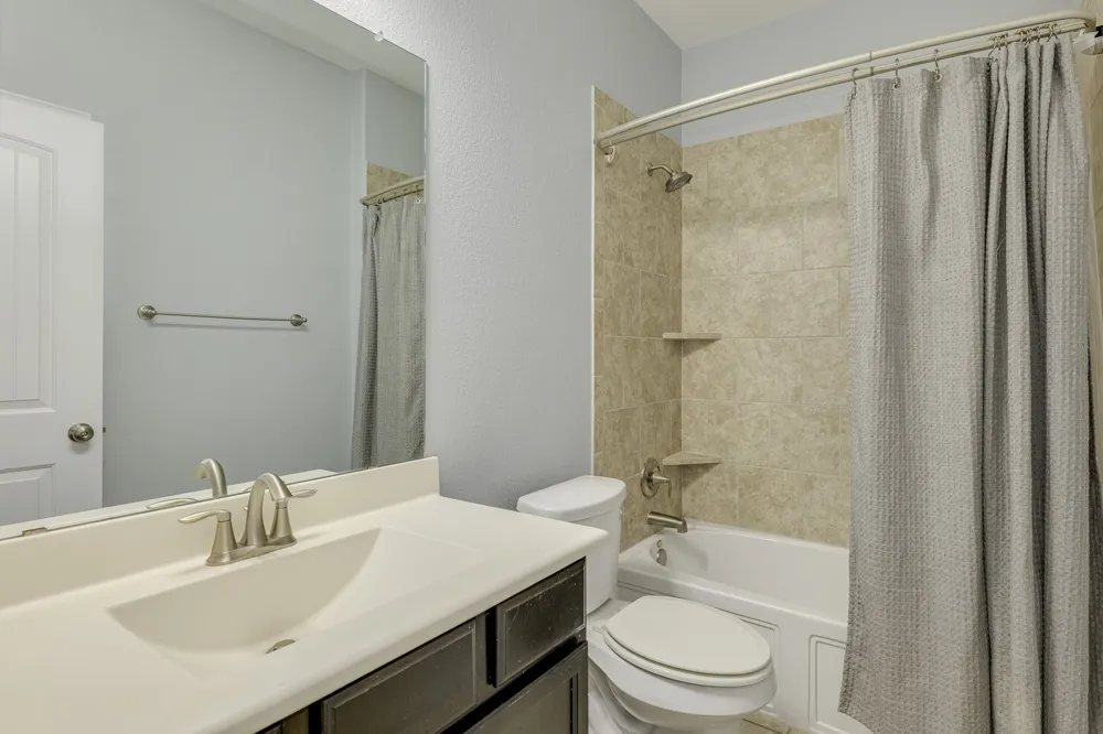 2701 Auburn Chestnut Lane Pflugerville, TX 78660