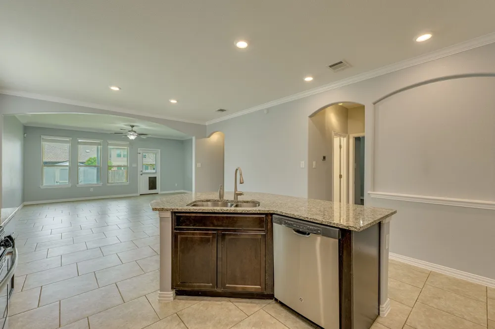 2701 Auburn Chestnut Lane Pflugerville, TX 78660