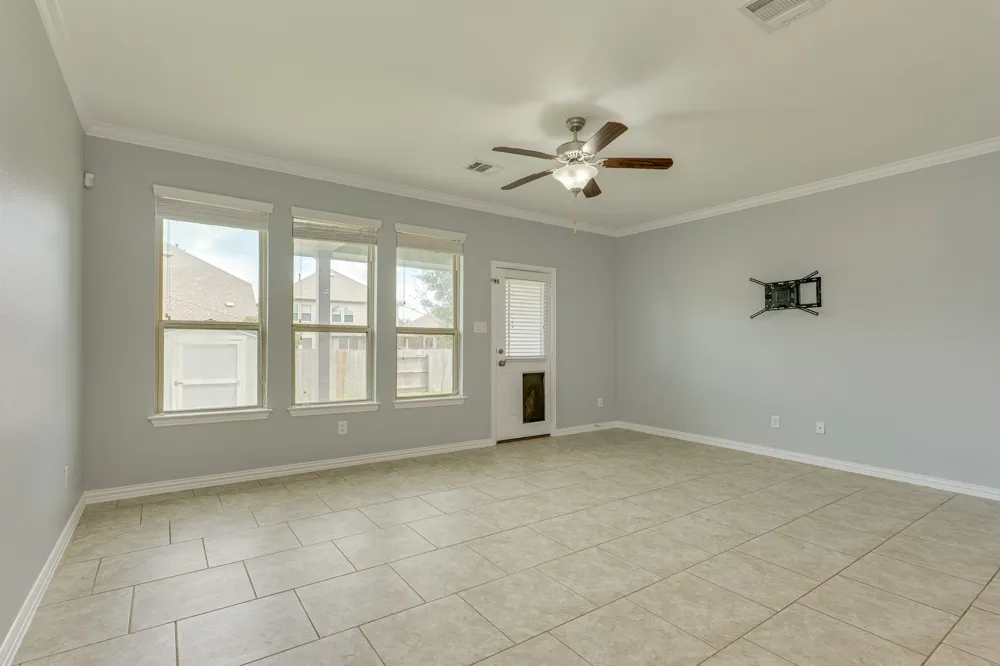 2701 Auburn Chestnut Lane Pflugerville, TX 78660