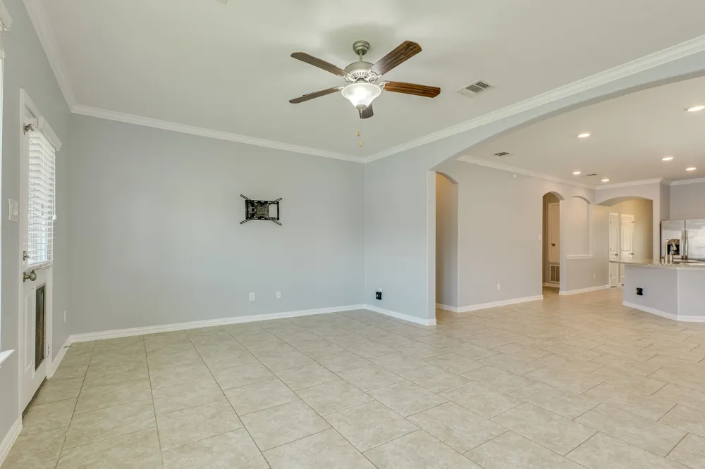 2701 Auburn Chestnut Lane Pflugerville, TX 78660