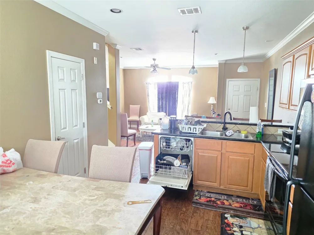 305 Holleman Drive E #1406 College Station, TX 77840
