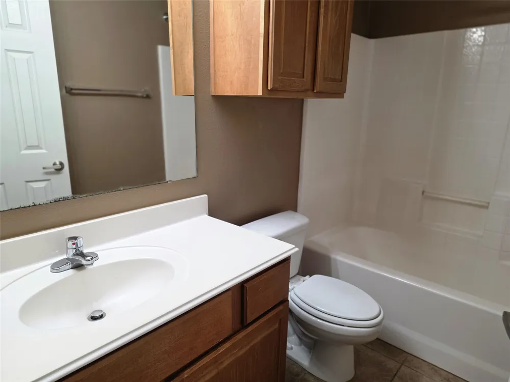 305 Holleman Drive E #1406 College Station, TX 77840