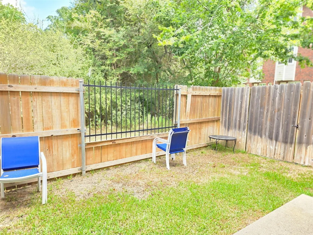 305 Holleman Drive E #1406 College Station, TX 77840