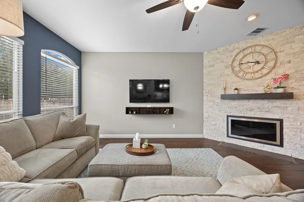 3512 Endless Shore Drive Pflugerville, TX 78660