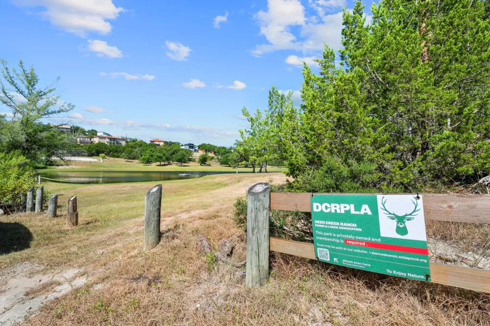 10114 Janet Loop Dripping Springs, TX 78620