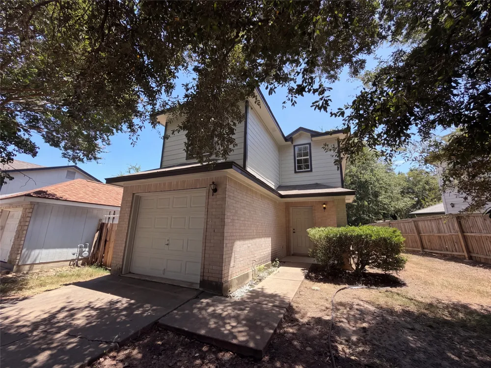 1555 Parkfield Circle Round Rock, TX 78664
