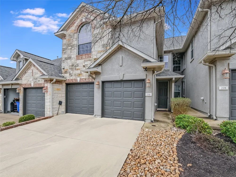 230 Sunrise Ridge Loop Austin, TX 78738