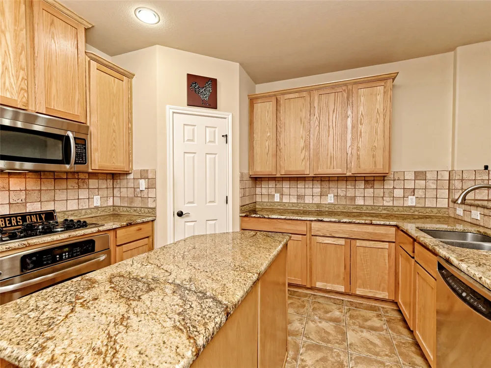 230 Sunrise Ridge Loop Austin, TX 78738