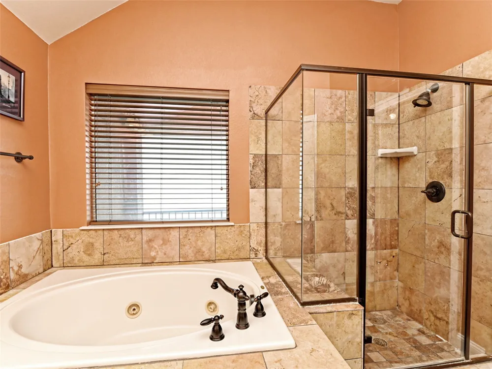 230 Sunrise Ridge Loop Austin, TX 78738