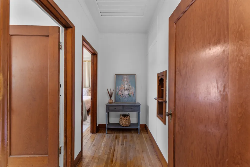 909 E Liberty Avenue Round Rock, TX 78664