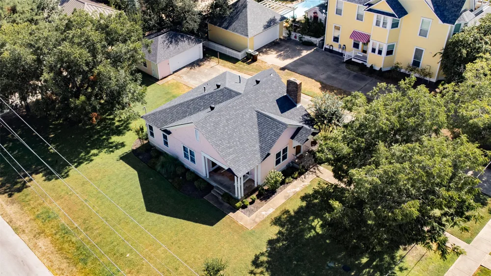 909 E Liberty Avenue Round Rock, TX 78664